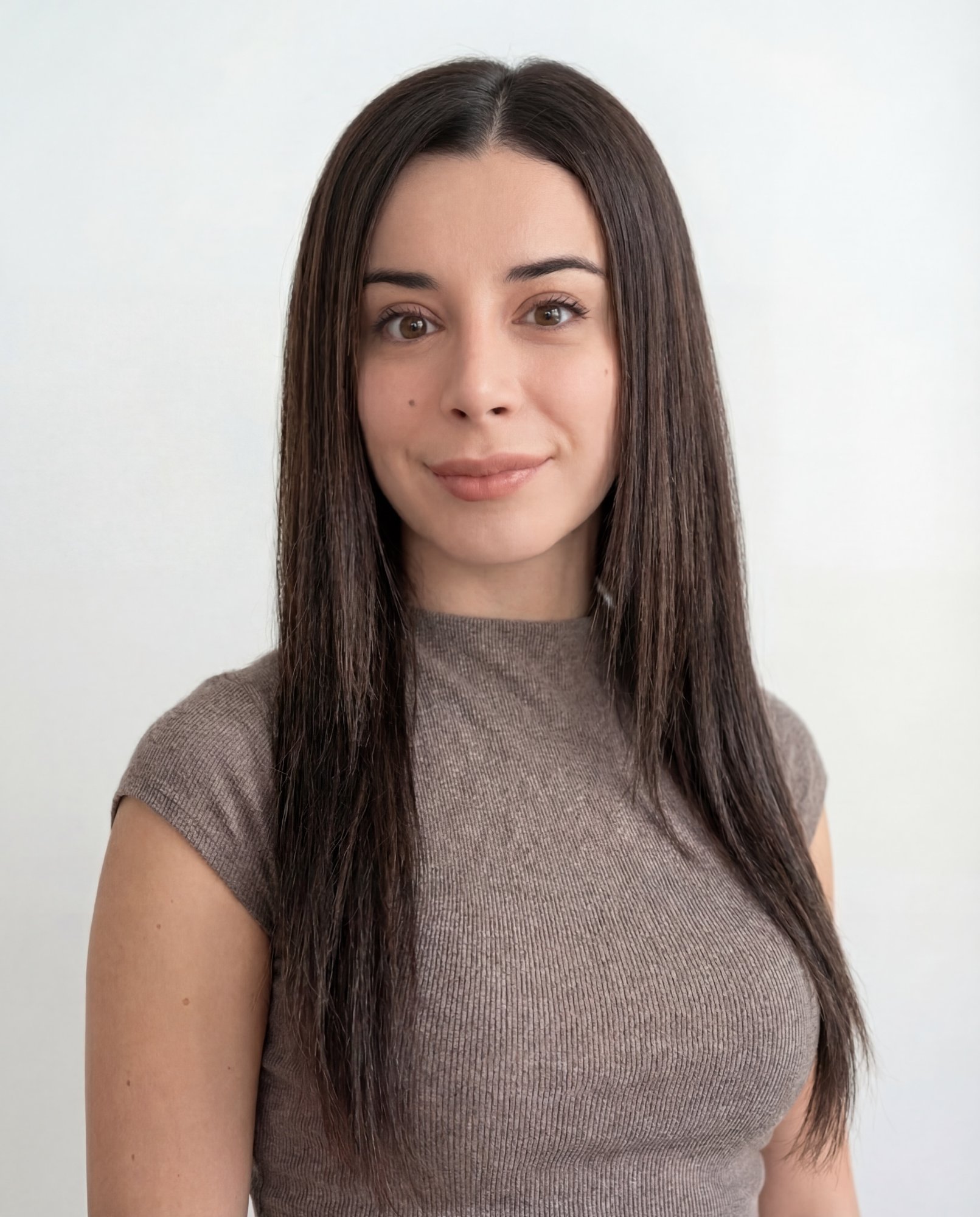 Yasmin Fernandes — Founder & Growth Operator, Innovative Digital